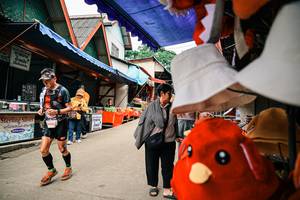 BIB: 
                            <button type="button" onclick="openModal(25510117)" class="btn btn-primary btn-sm float-right btn-popup" data-toggle="modal" data-target=".modal-high-quality">
                        <i class="fas fa-shopping-cart"></i> Add to Cart
                    </button>
                                            <button type="button" onclick="isThisMe(25510117, true)" class="btn btn-success btn-sm float-right btn-popup btn-isme hidden" data-toggle="tooltip" data-placement="bottom" title="นี่คือรูปของคุณใช่ไหม คลิกที่นี่เพื่อเอาเข้าอัลบั้ม">
                        <i class="fas fa-plus"></i> Add to album
                    </button>
                    <button type="button" onclick="isThisMe(25510117, false)" class="btn btn-warning btn-sm float-right btn-popup btn-isnotme hidden">
                        <i class="fas fa-ban"></i> Remove from album
                    </button>